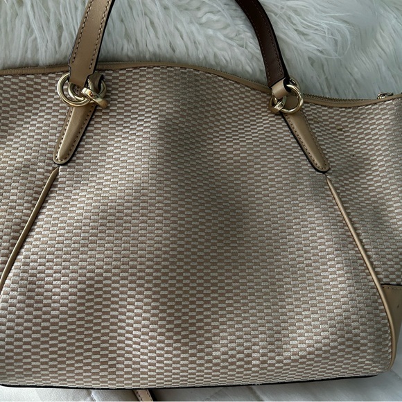 Coach ‘tweed looking’ handbag - Picture 2 of 4